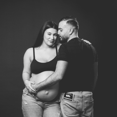 Professionelles Babybauch-Shooting