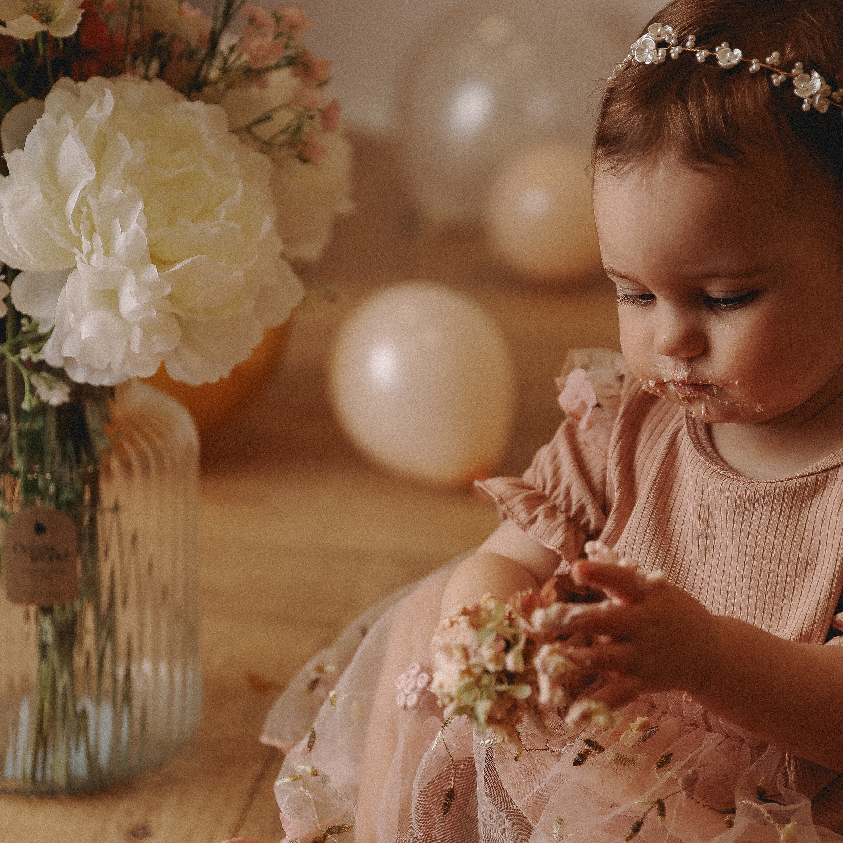 90 Minuten Cake Smash Fotoshooting Erlebnis inkl. 2-10 Bildern